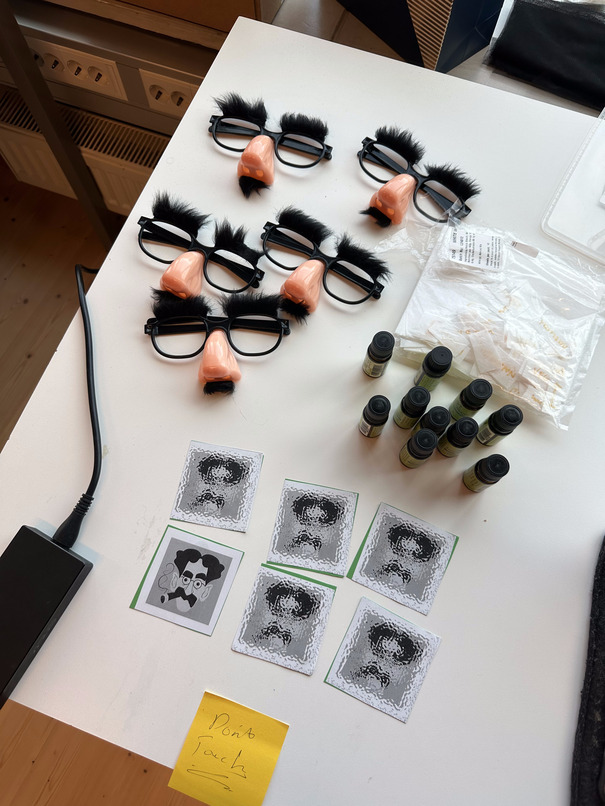Playtesting session – sniff bluffing mechanic
