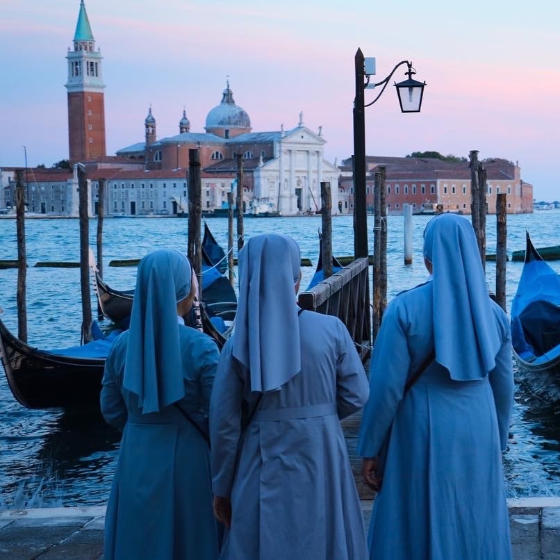 The Three Nuns photography shot